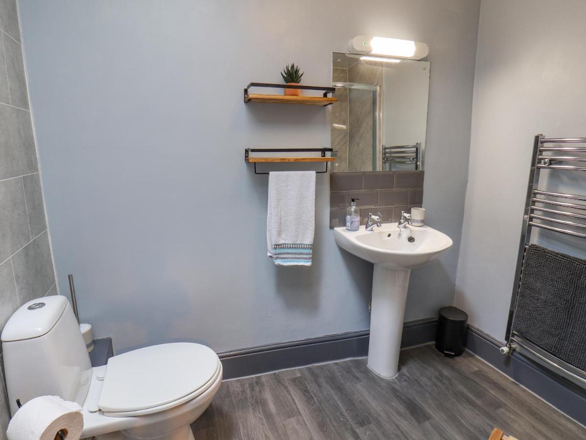 Apartament Book House Whitby Zewnętrze zdjęcie